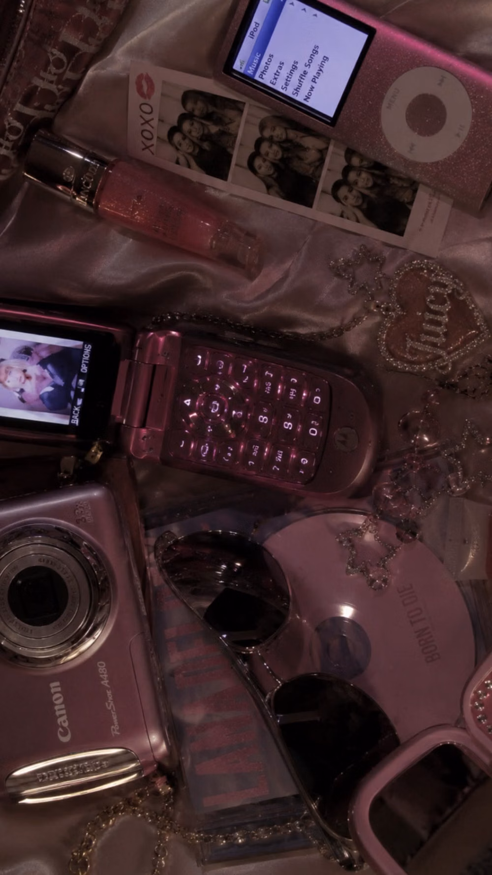 2K1 aesthetic -