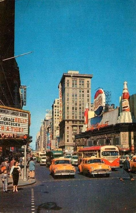 American Kitsch aesthetic -
