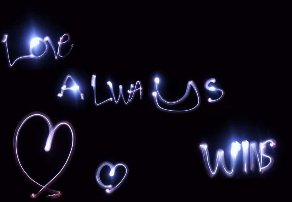 light painting handwritten letters long exposure - Light Paintings. -L❤VE Light Painting.