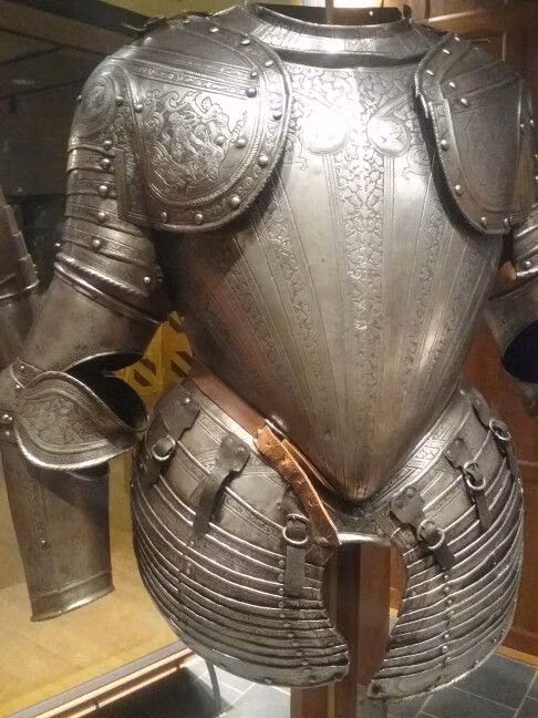 medieval armor museum close up photograph - Medieval armour. Royal Ontario Museum